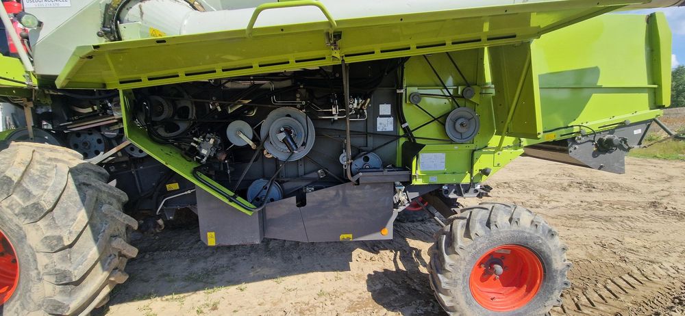 Claas Avero 240 APS