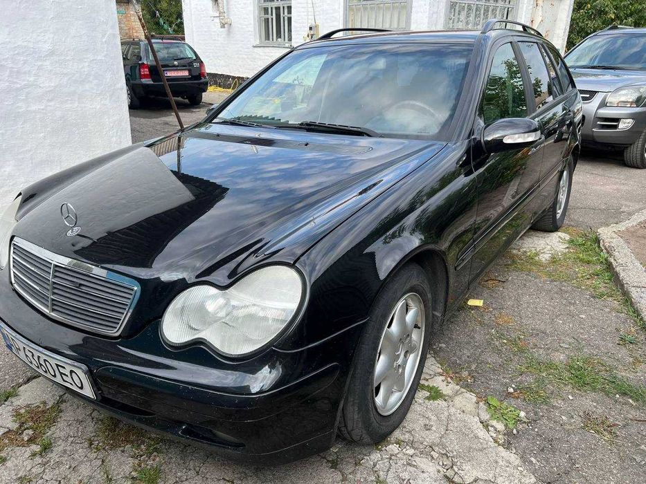 Mercedes-Benz C-Class 2003 2.2 Дизель
