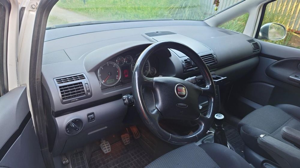 Продам seat alhambra 2010р.в