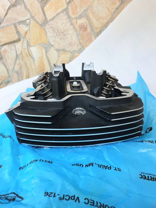 głowica tył Harley Screamin Eagle Milwaukee 8 2017 do 2022