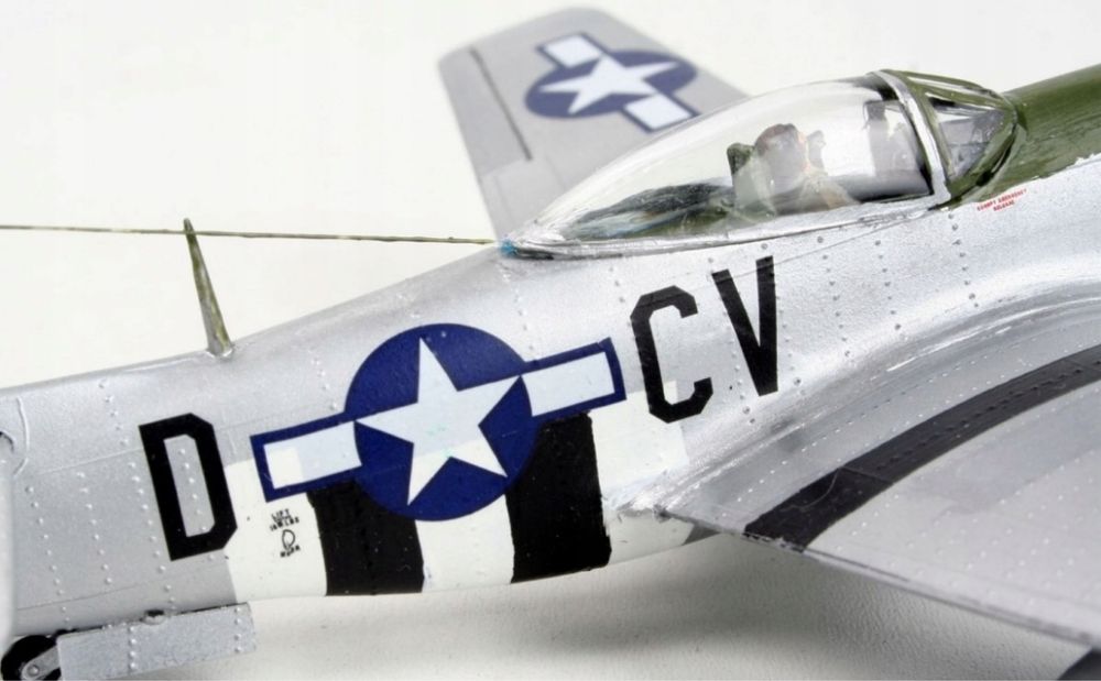 Model do sklejania P-51D Mustang, Revell 04148