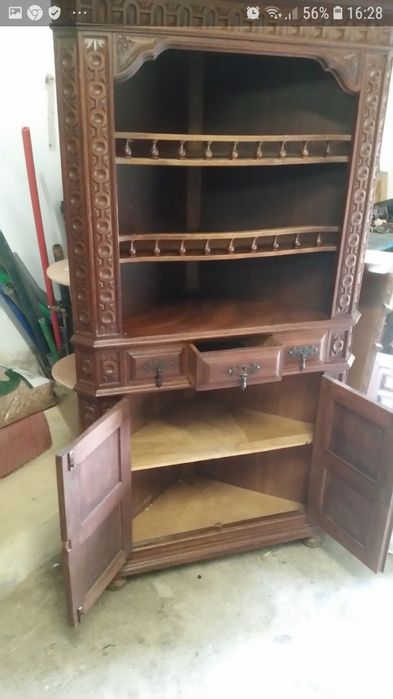 Movel de canto com parteleiras