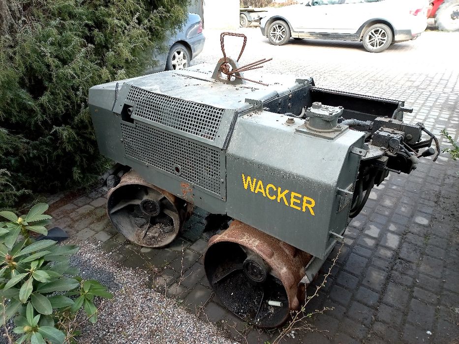 Maszyna samojezdna Wacker zagęszczarka 1280 kg