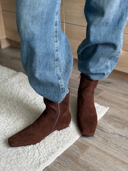 Нові замшеві ботінки , сапоги , чоботи , черевики