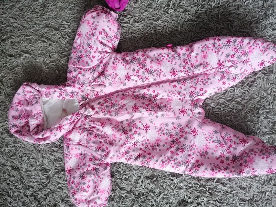 Zestaw kombinezonów zimowych 62