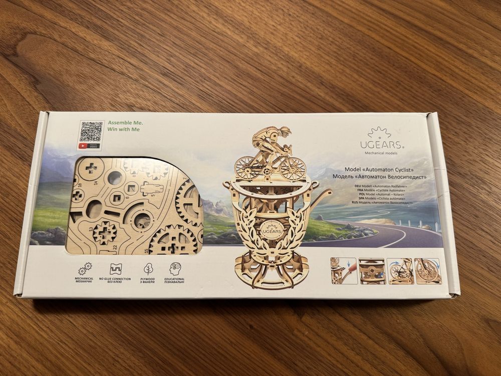 NOWY UGEARS model kolarza rowerzysty puzzle 3D