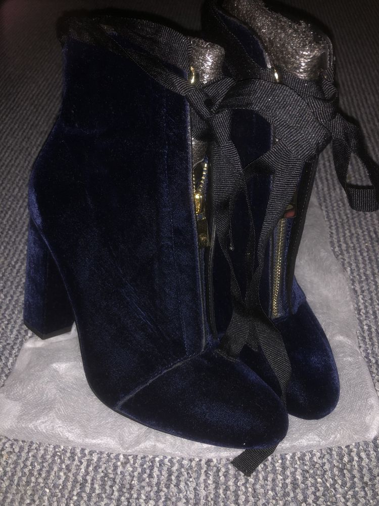 Ботинки Zara с молнией