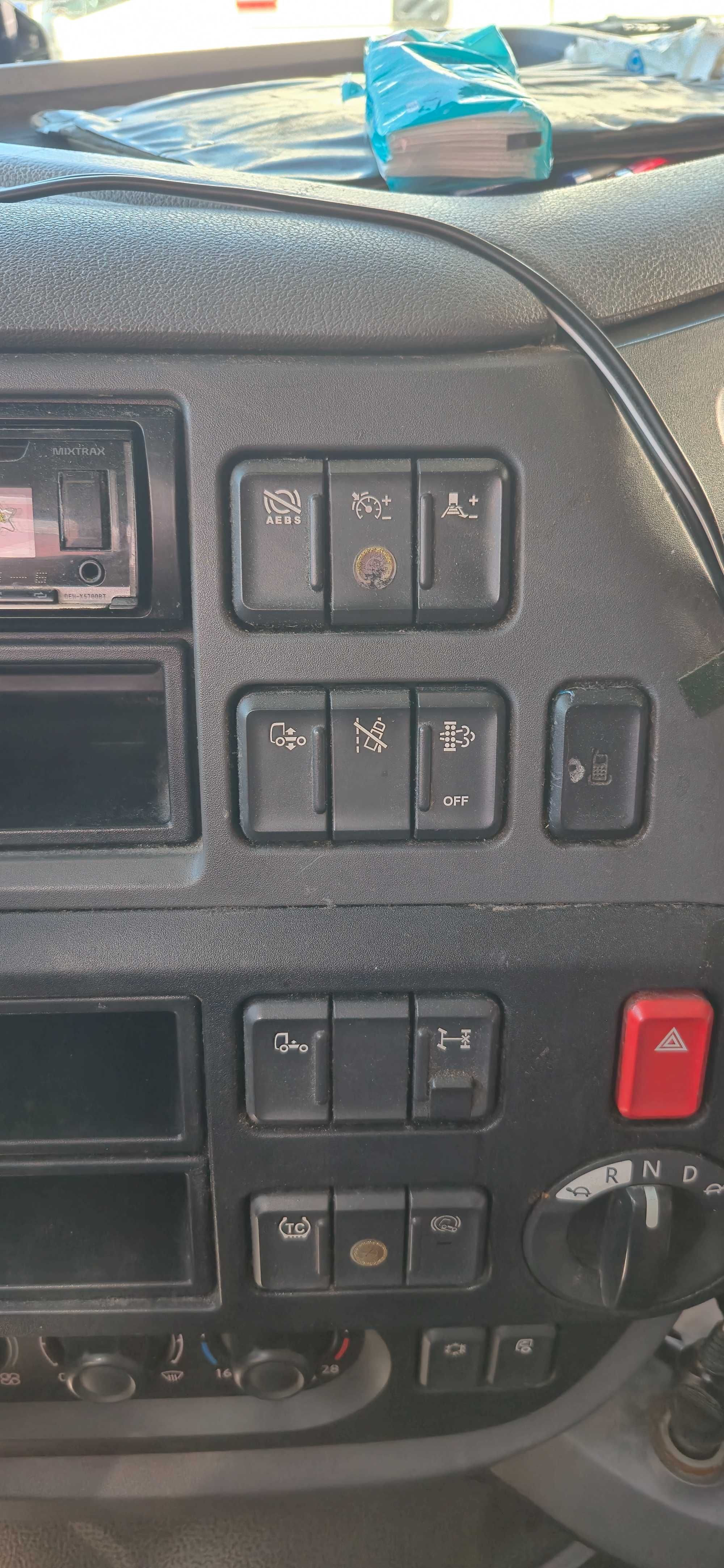 Daf 106 460 FT ciącnik siodłowy
