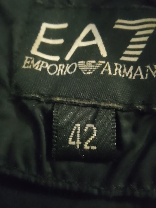 Женкий  пуховик зимний.