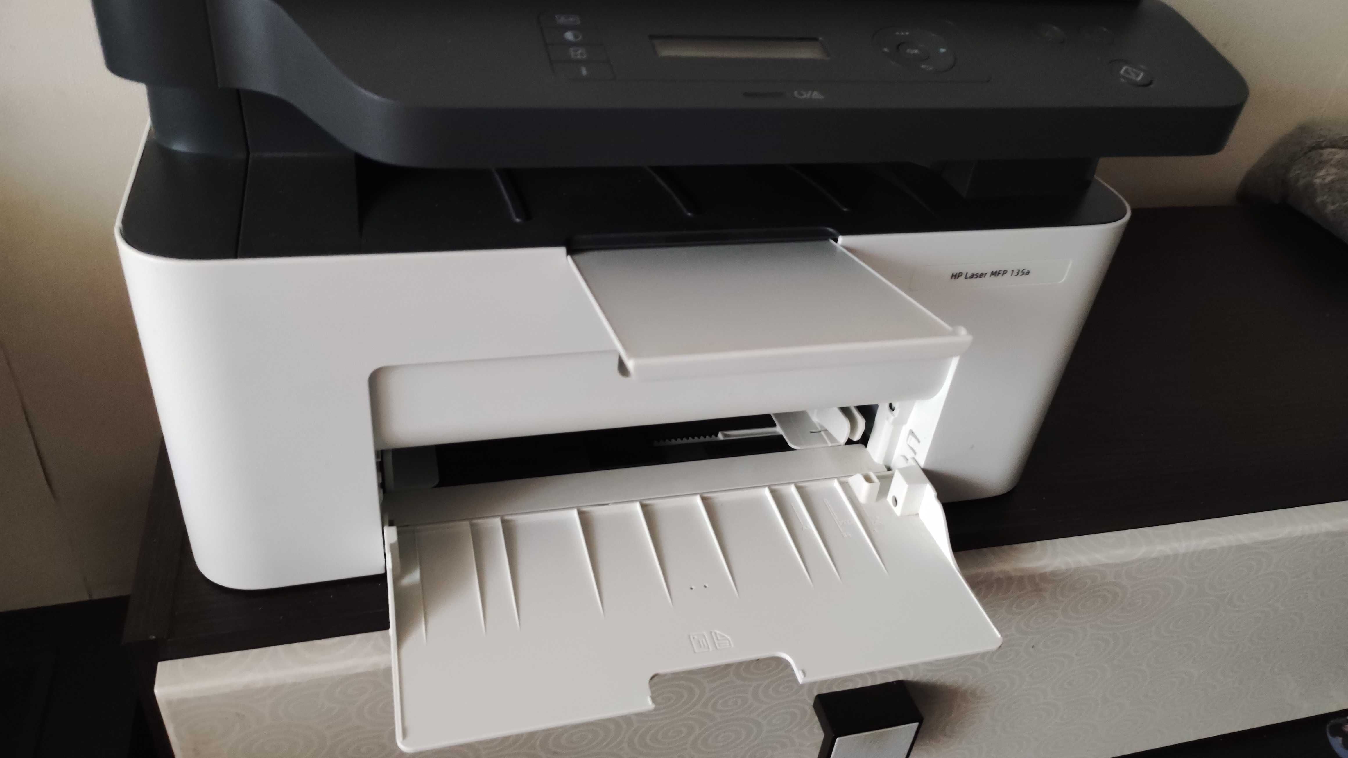 Принтер HP Laser MFP 135a