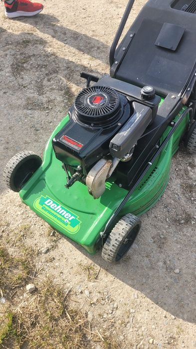 Косарка бензонова в ідеальному стані