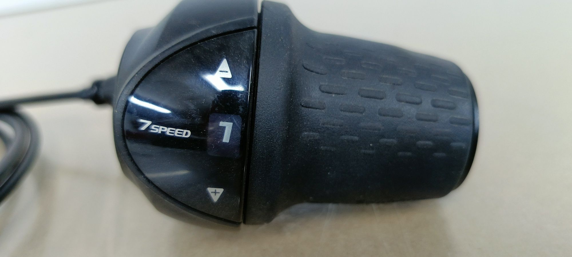 Nr1. Manetka Shimano Nexus 7.