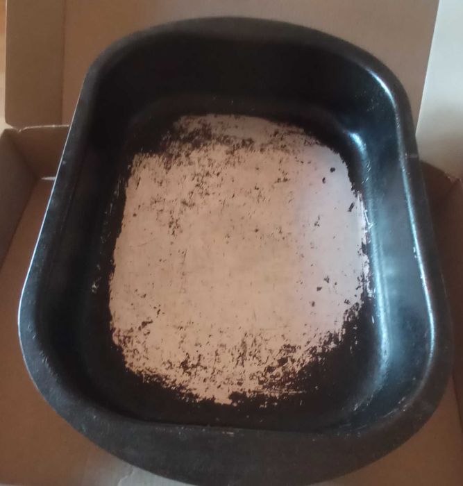 Форма для выпекания, 22×29 см, удобная, дёшево.