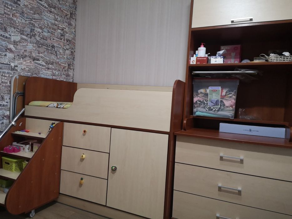 Дитяче ліжко-горище