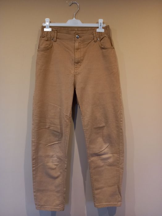 Jasnobrązowe spodnie damskie