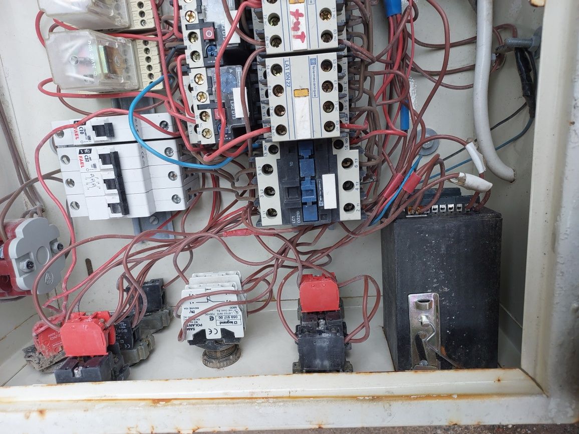 Skrzynka sterownicza szafka elektryczna