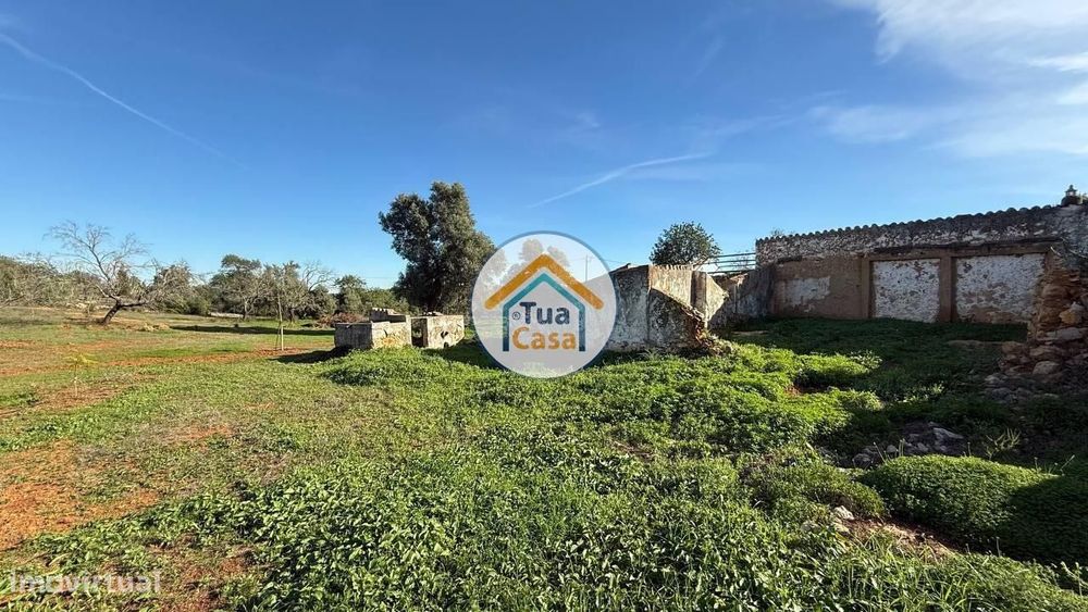 Quinta para reconstruir em Alcarias Baixas, Cachopo