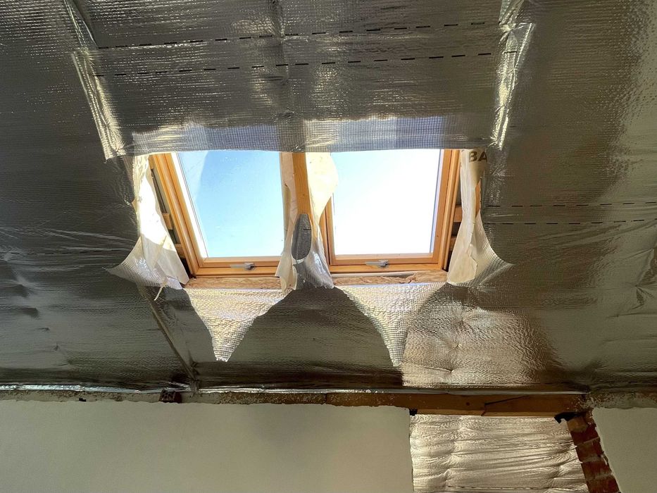 Продаж 2к квартири 92 кв. м на вул. Бурденка 18, кв. 6