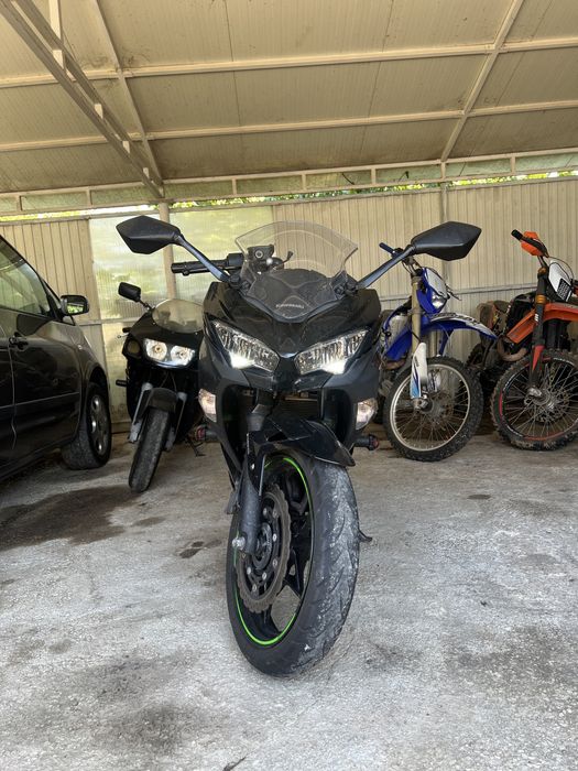 Kawasaki Ninja 400 como nova 2021