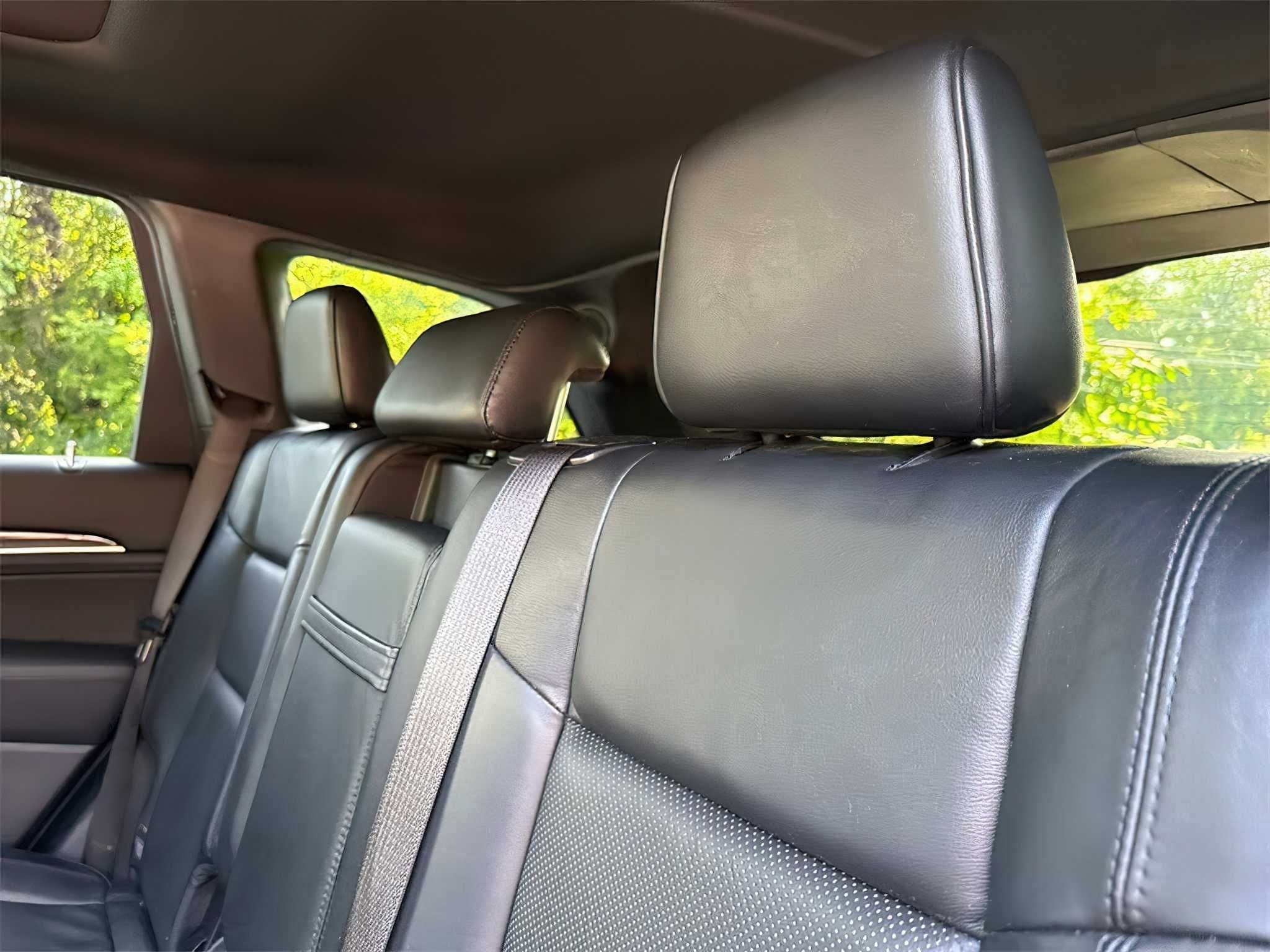 Jeep Grand Cherokee  2016
