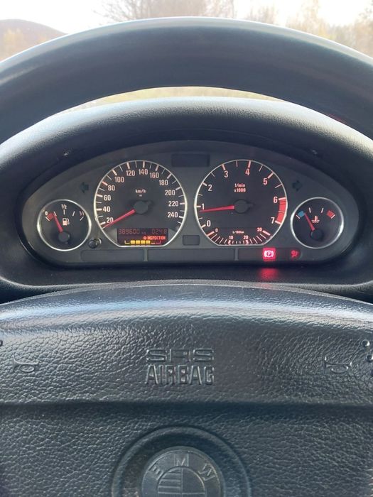 Продам BMW E36 1.8бензин