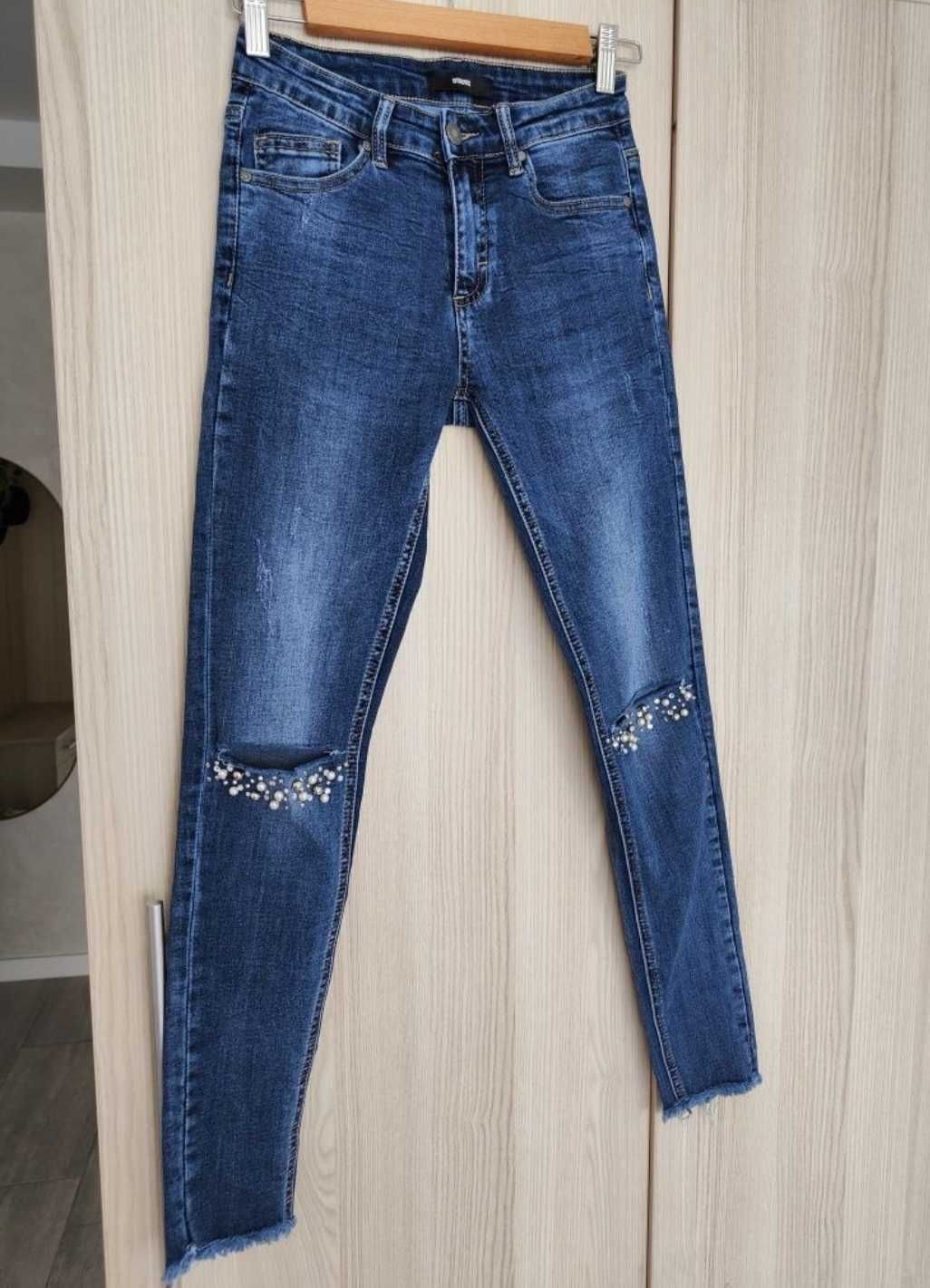 Spodnie dżinsowe rurki jeansy z dziurami, Answear r. xS, do kostek