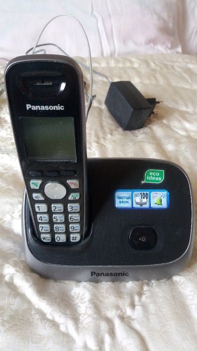 Бездротові телефони Panasonic KX-TC1045RUB.