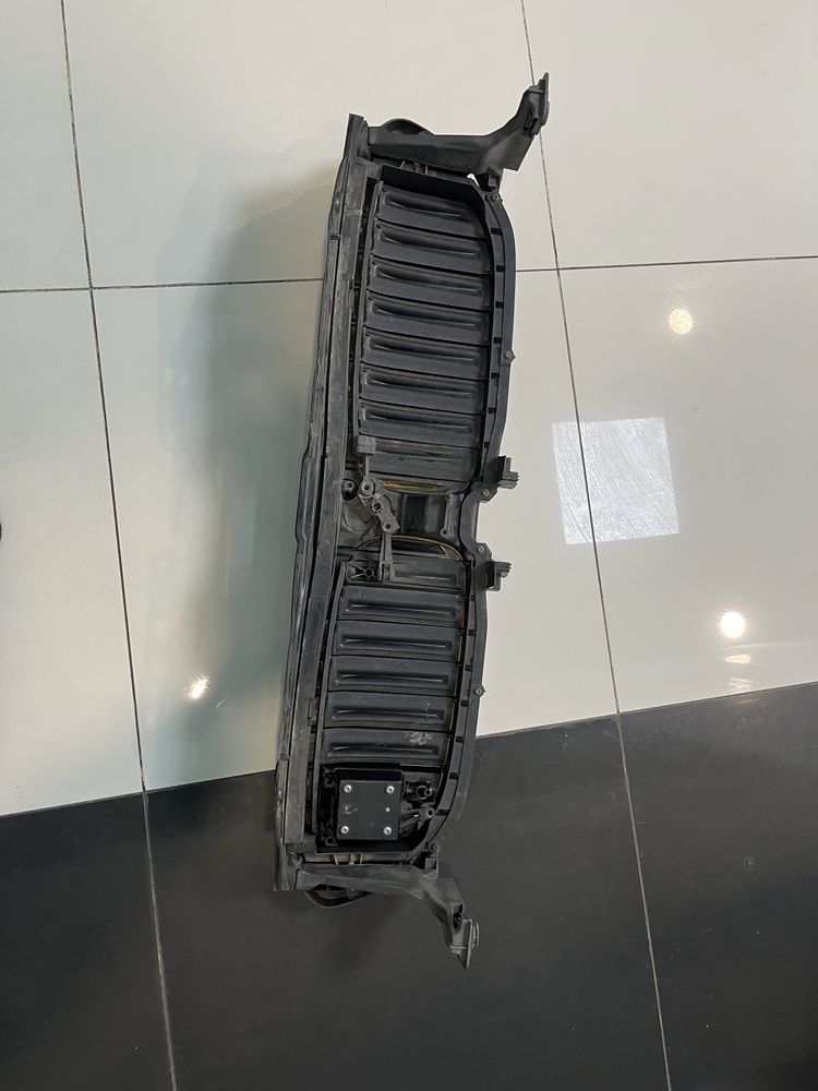 ноздрі black, решітку радіатора, моторчик, шторка на бмв g30 дорест