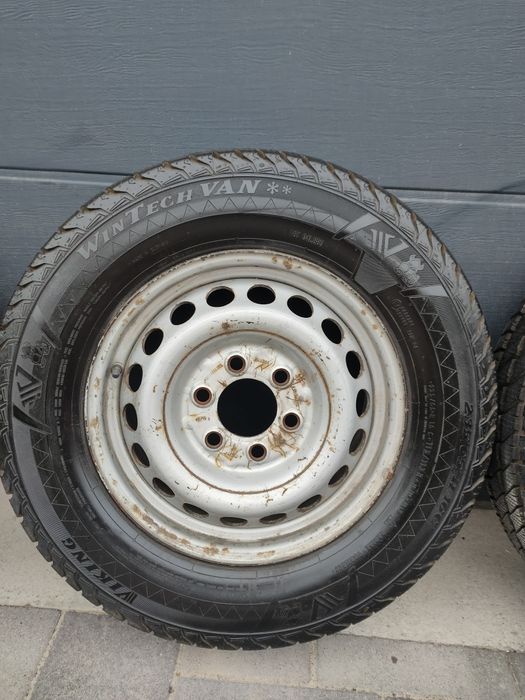 Колеса в зборі 235 65 16C Зима