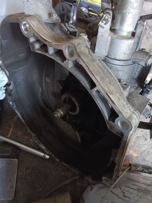 Skrzynia biegów 6-biegowa opel astra J M32