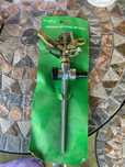 Aspersor metalico
