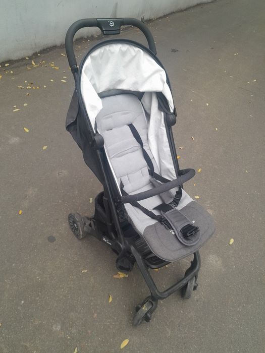 Продам коляску дисней только Аркадия забрать