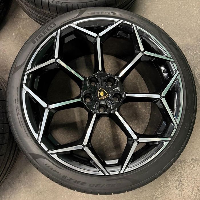 Jantes 23" Originais Lamborghini Urus Performante com pneus