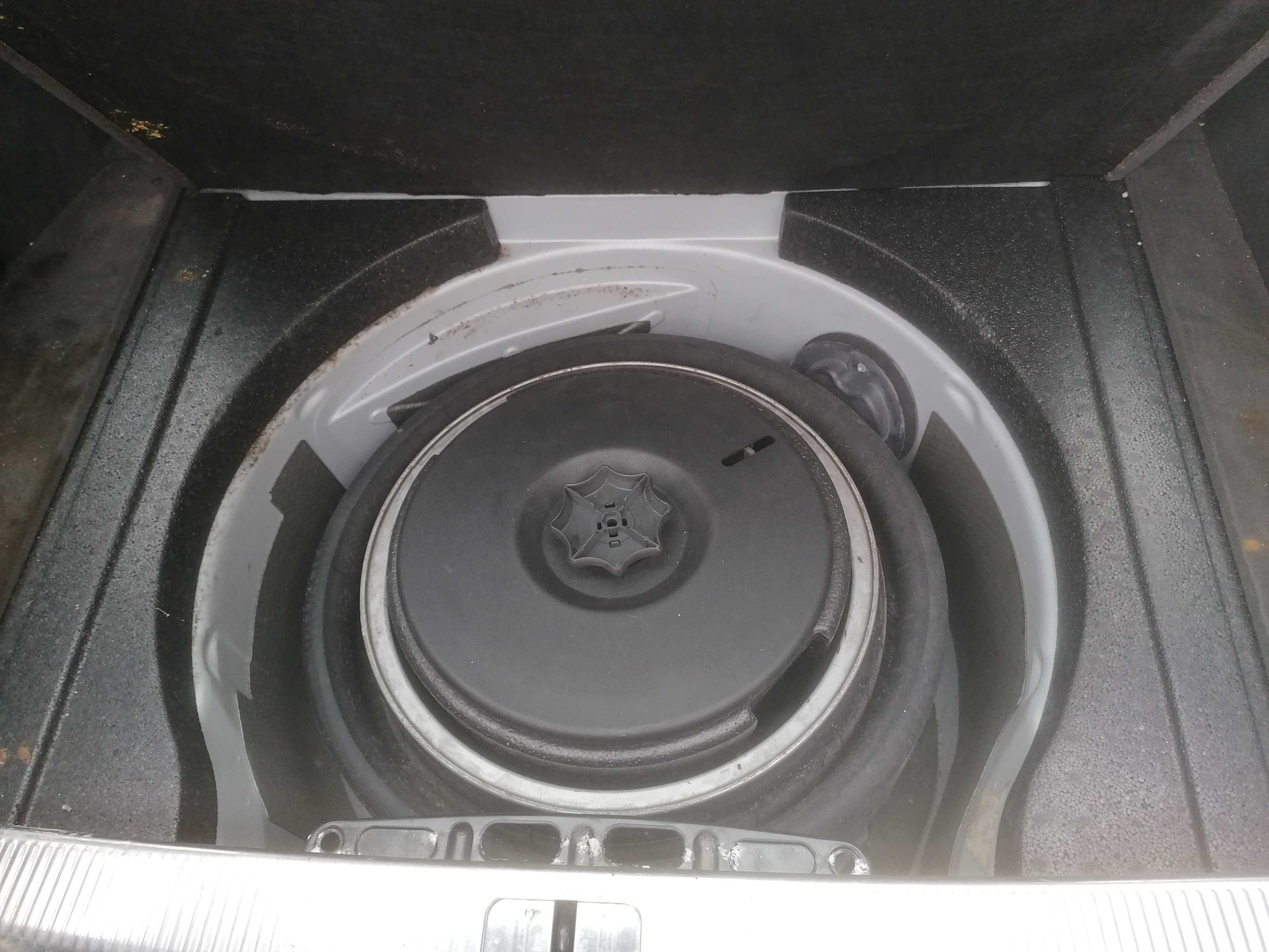 All road 2 . 5 TD i