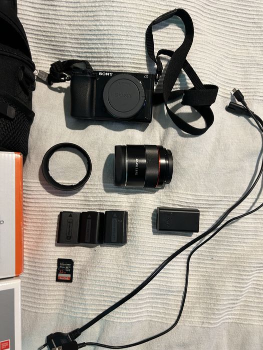 Sony A6100 + SD 32 GB