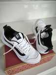 VANS range novos