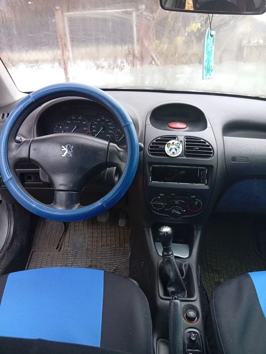 Peugeot 206