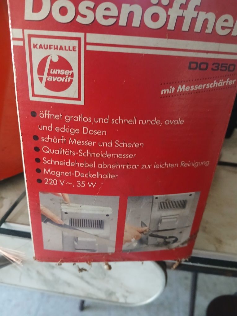 Maquina elétrica para abrir latas e afiar facas