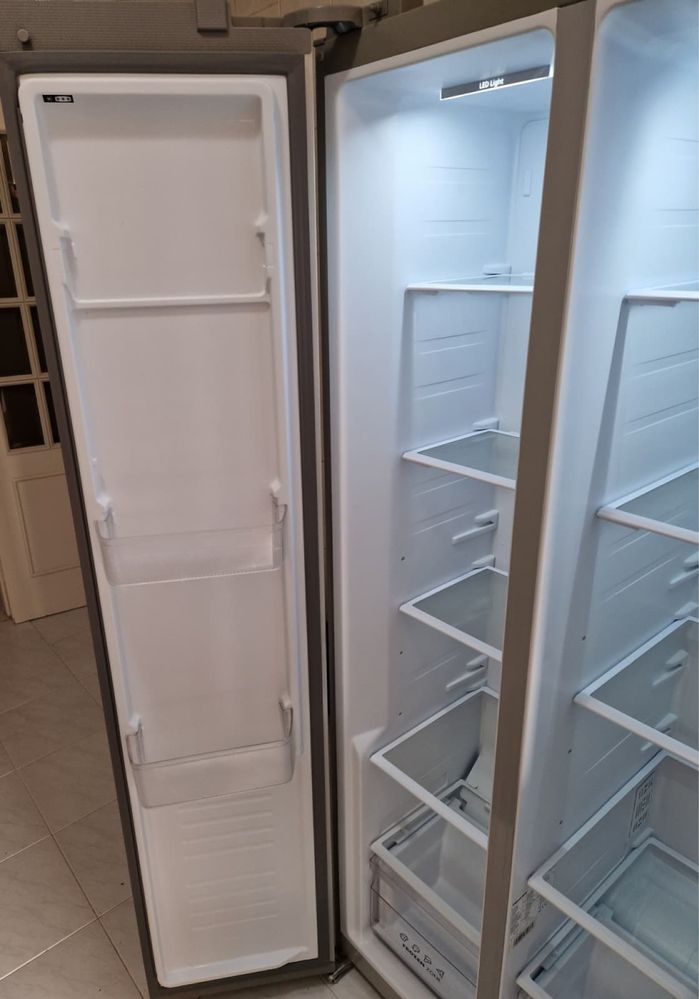 Vendo Frigorifico de duas portas HISENSE