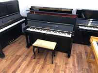 Pianino petrof czarne