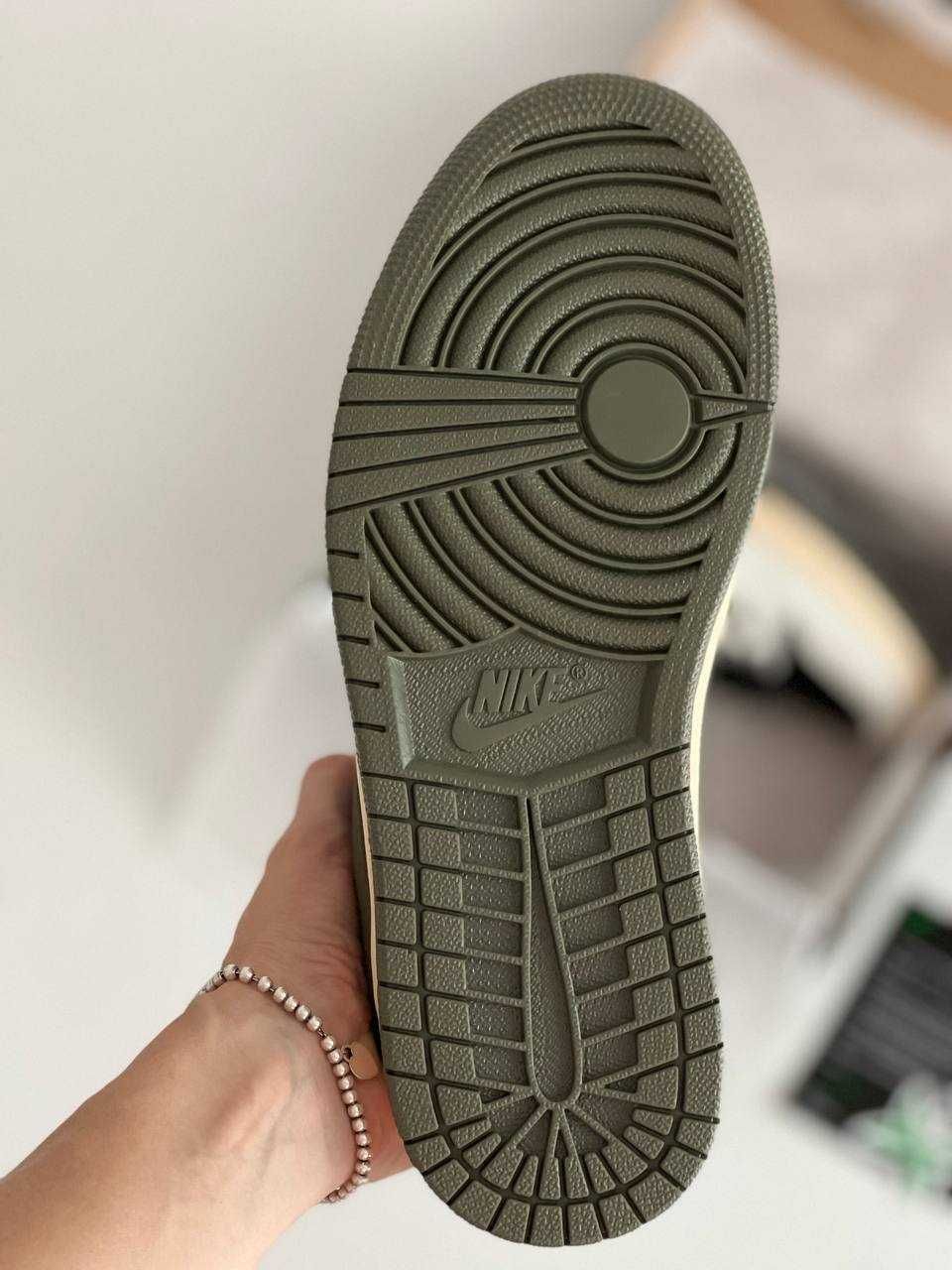 Мужские кроссовки Nike Air Jordan 1 x Travis Scott Low OG “Olive”