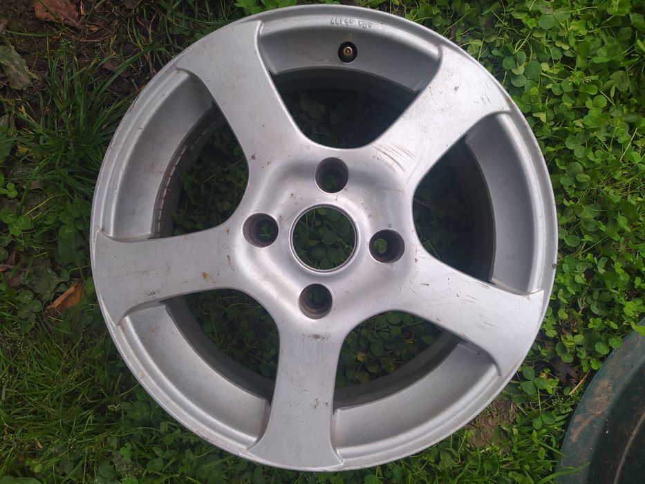 Продам диски литые