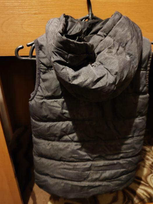 Продам детскую зимнюю куртку и другие детские вещи