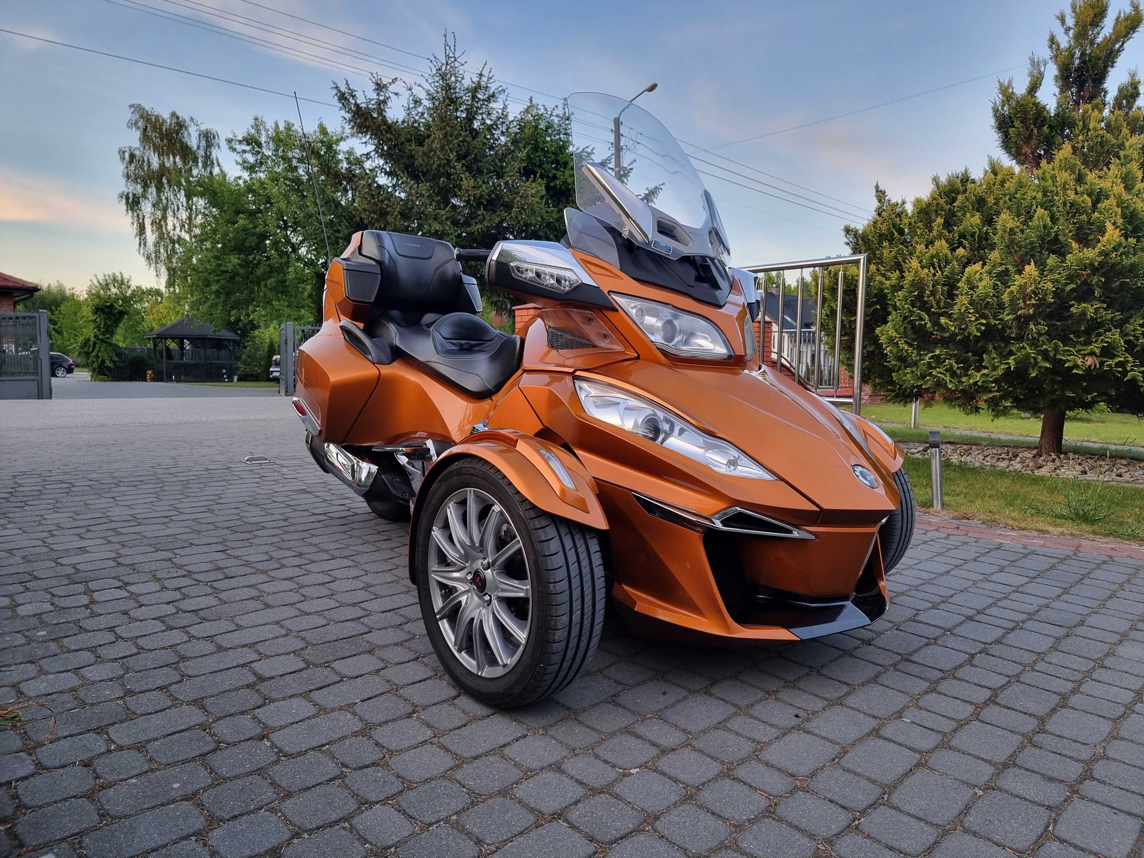 BRP Can Am Spyder RT Orange