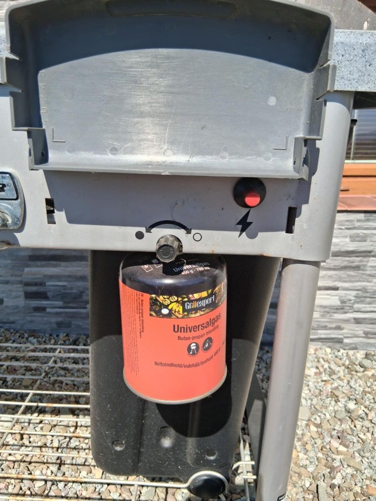 Weber grill gazowo węglowy