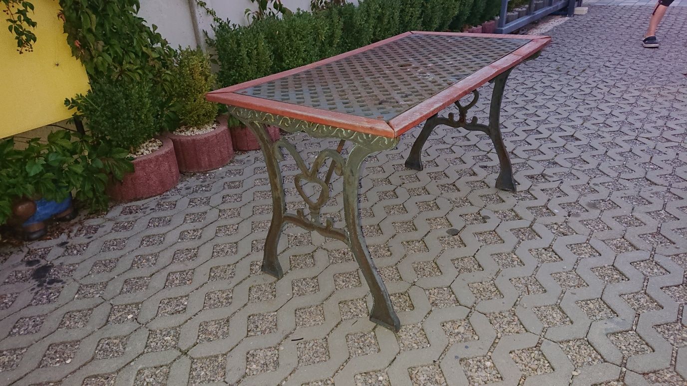 Stół ogrodowy żeliwny