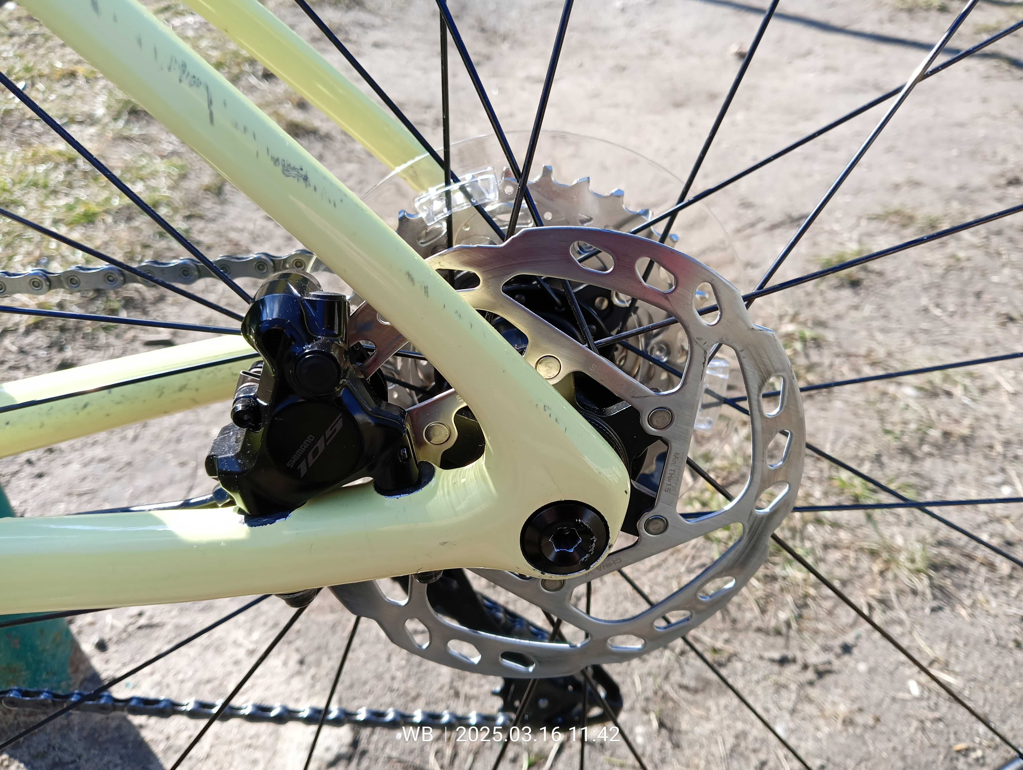 Specialized Tarmac SL6 Sport, nowe Shimano 105 Di2