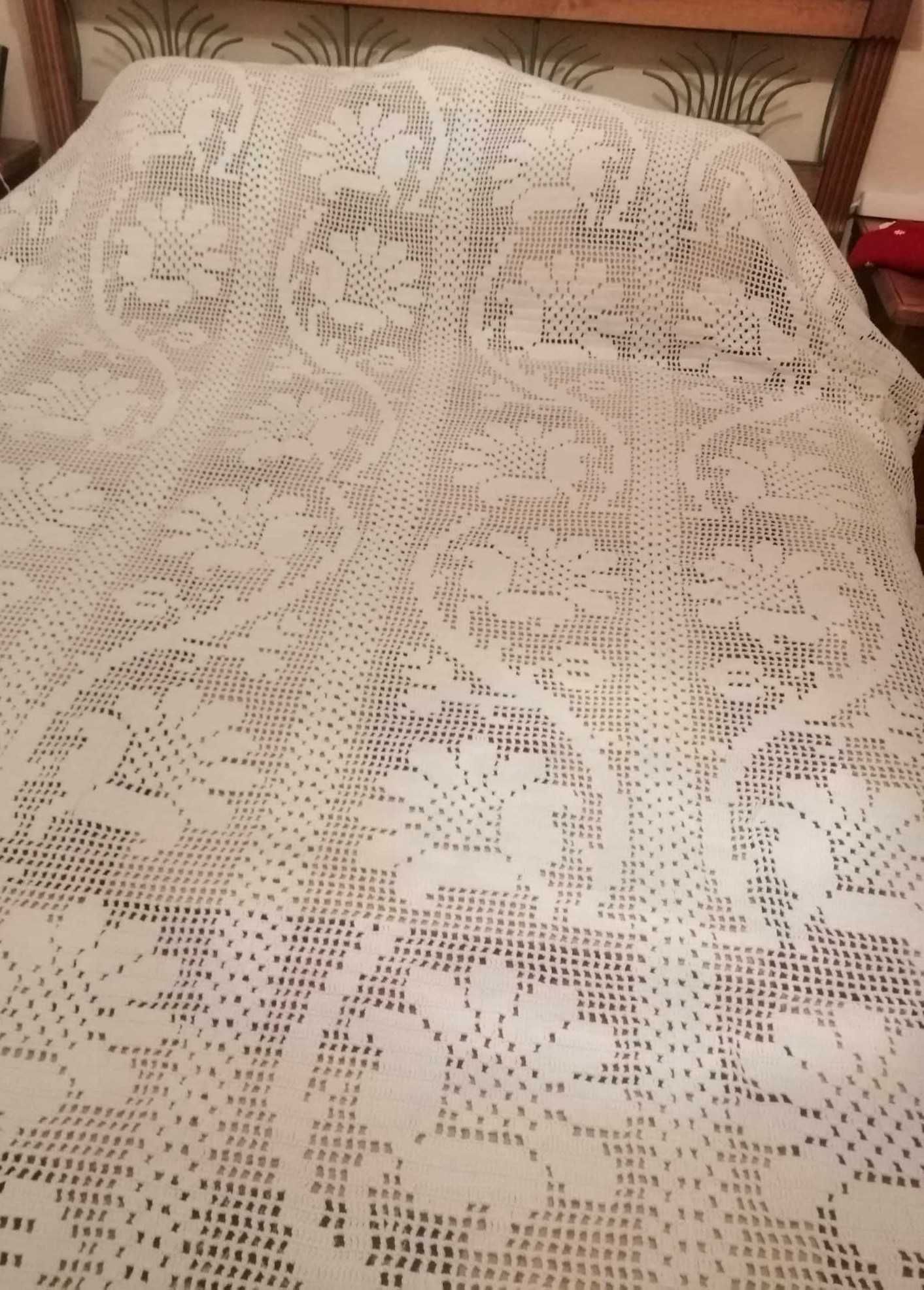 Antiga colcha renda branca feita à mão (Nunca foi usada)