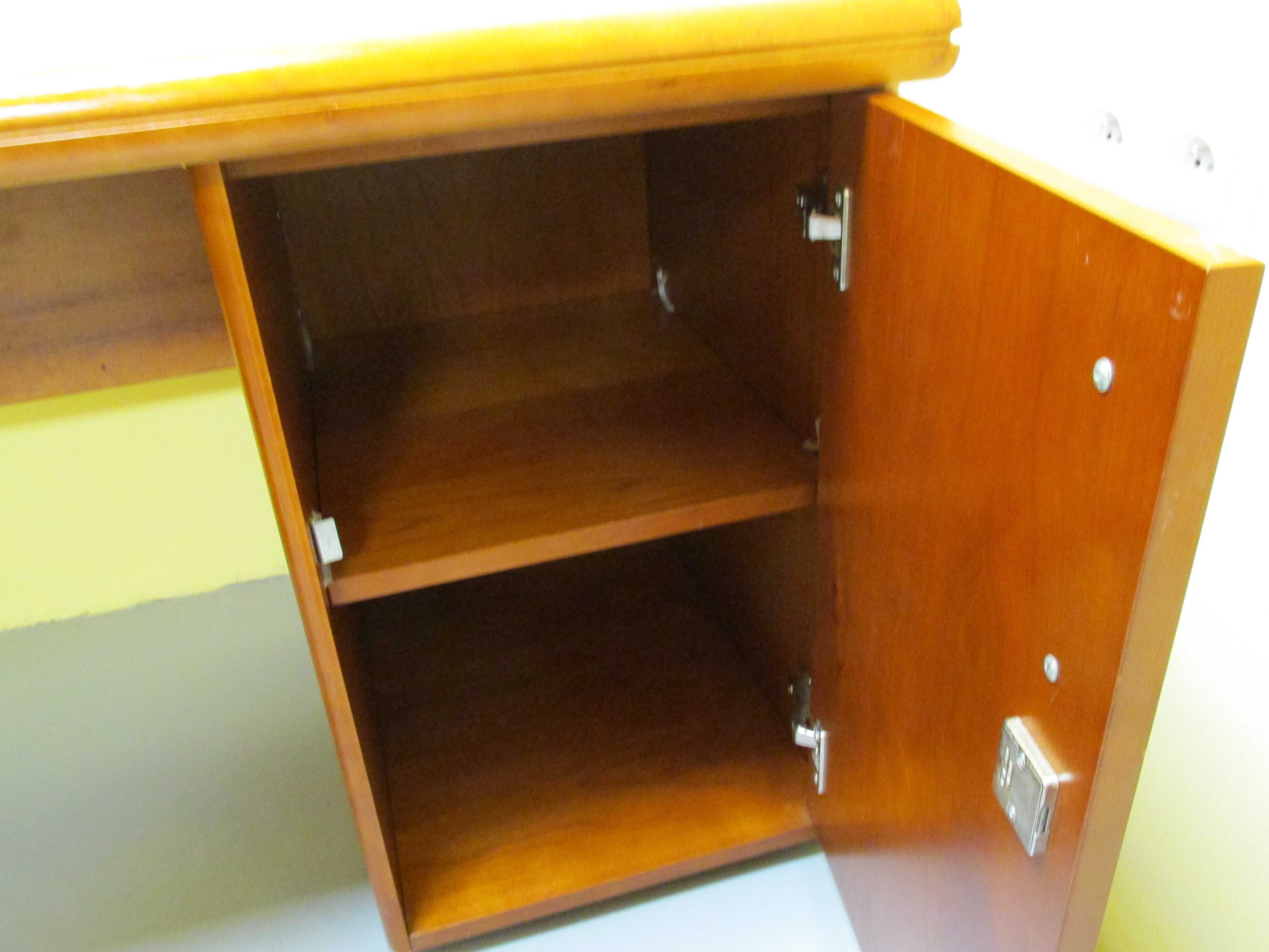 Solidne biurko  70x60x120