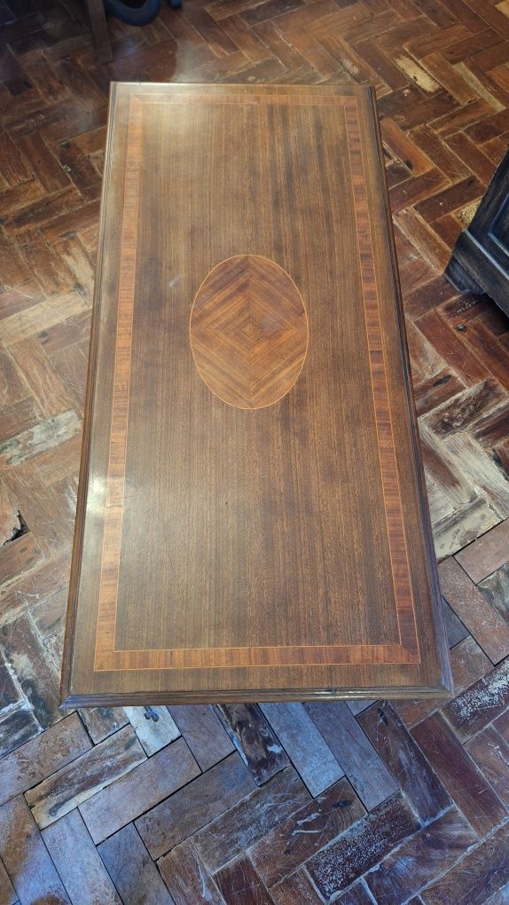 Mesa de centro/apoio